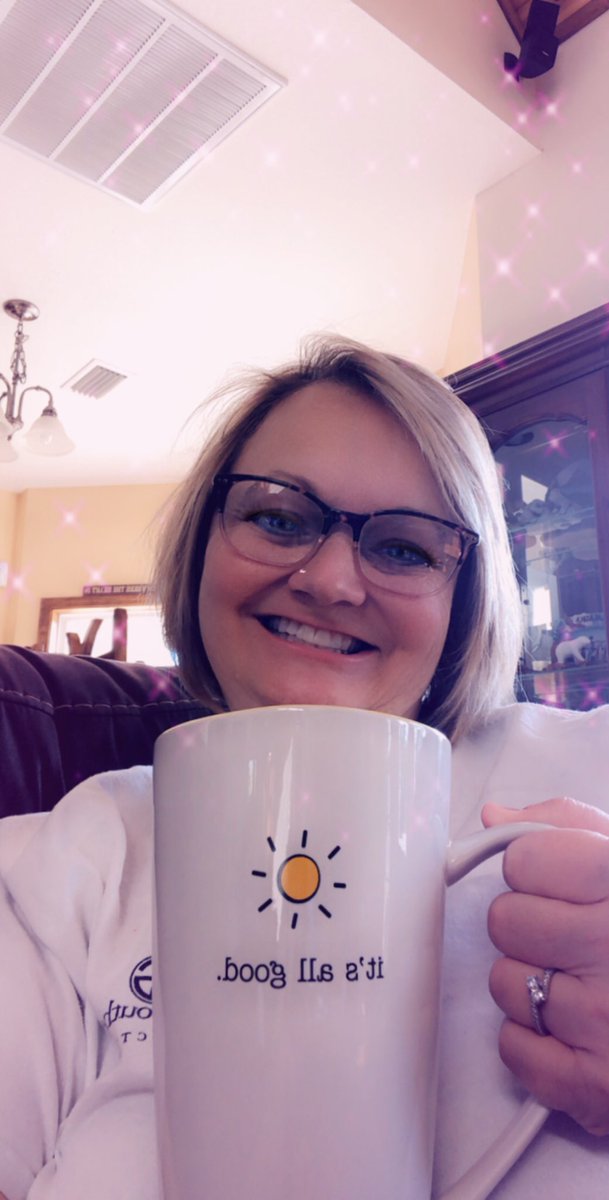 treadurrence's tweet photo. Happy Monday! Missing my co-teacher!! #BeBCMS #elearning #elite #mugchallenge https://t.co/LtHy1TTZQX