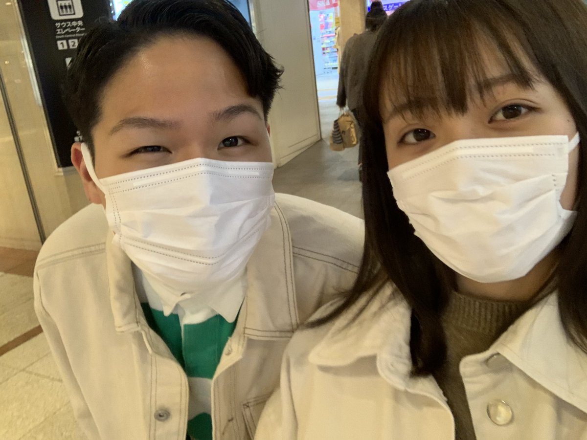r___ko0330's tweet photo. 美味しいご飯に可愛い時計ありがとう
最高な誕生日やった😚💓 https://t.co/dNEH72biyo