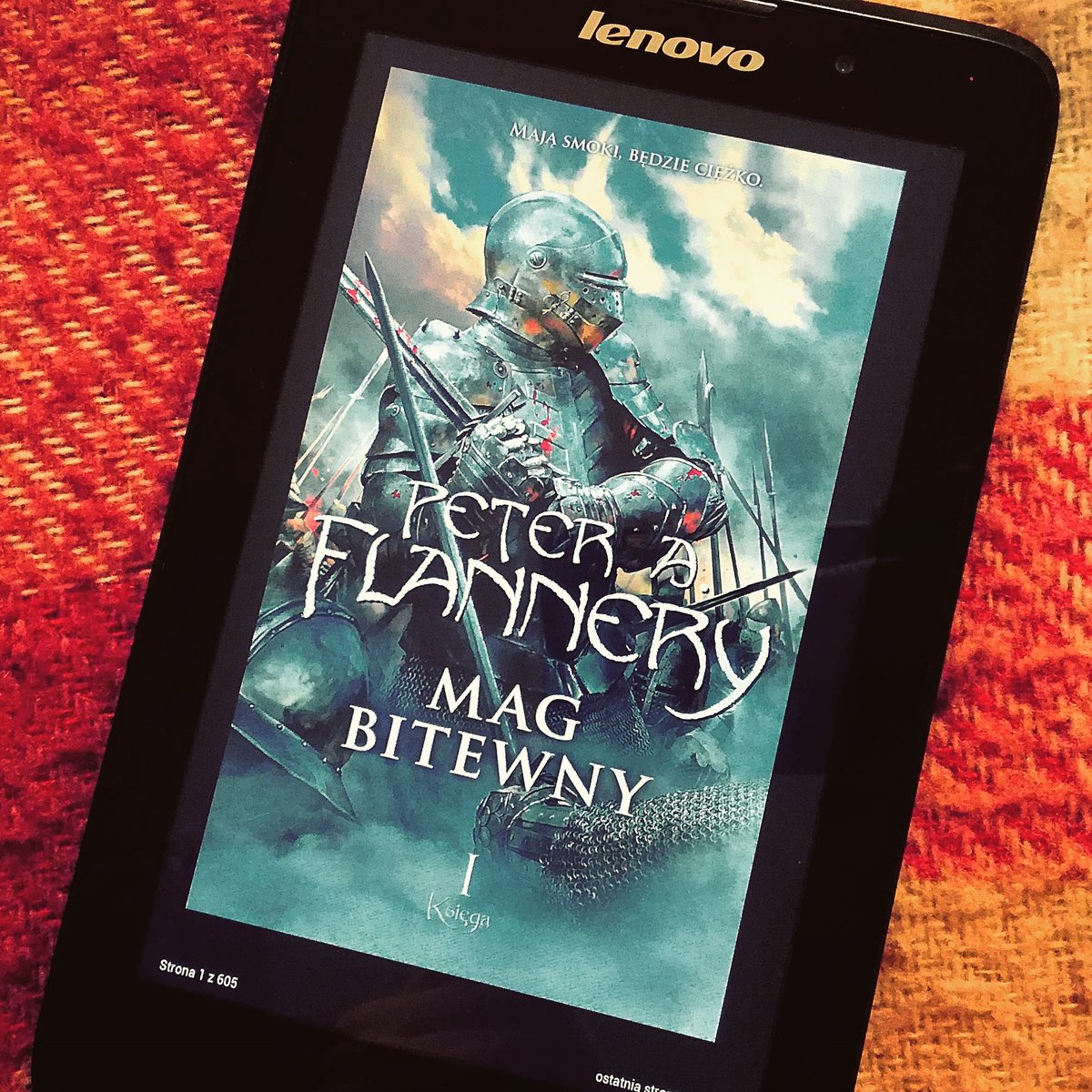 nerdheimpl's tweet photo. Poniedziałek, powrót do #homeoffice. A wieczorem? Może #MagBitewny #PetraFlannery?

#smok #dragons #fabrykasłów #fantasy #bitwy #czytanie #terazczytam #czytamy #molksiazkowy #ksiazkoholizm #zostańwdomu #czytajksiążki #nerdzenie https://t.co/ALCMpZa6yd