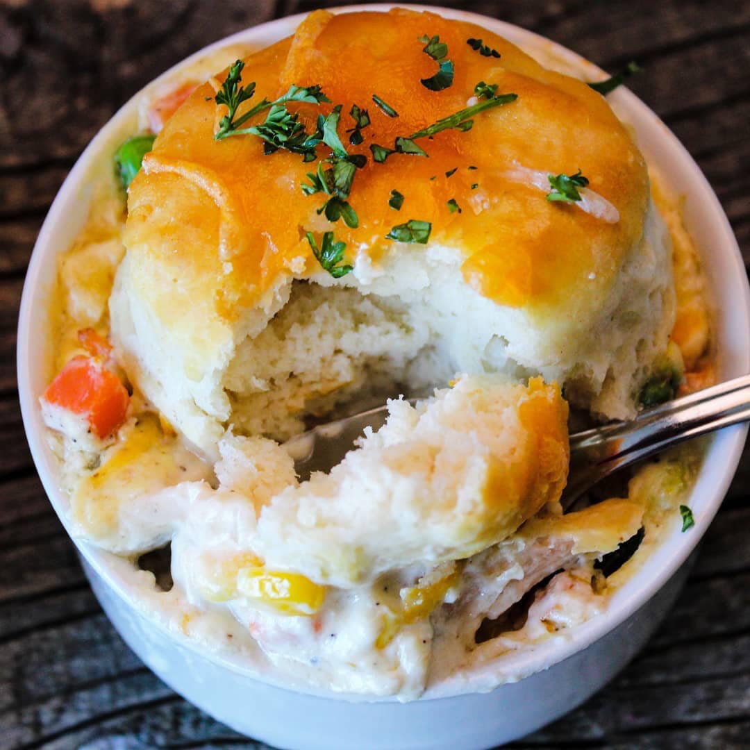 WorldFoodChamp's tweet photo. WFC Ambassador @suzijclark recently made such a mouthwatering (and Instagram-worthy) meal using leftovers!

Thanks for sharing your “Biscuit Topped Chicken Pie,” Suzanne! https://t.co/vCYDmABpUz