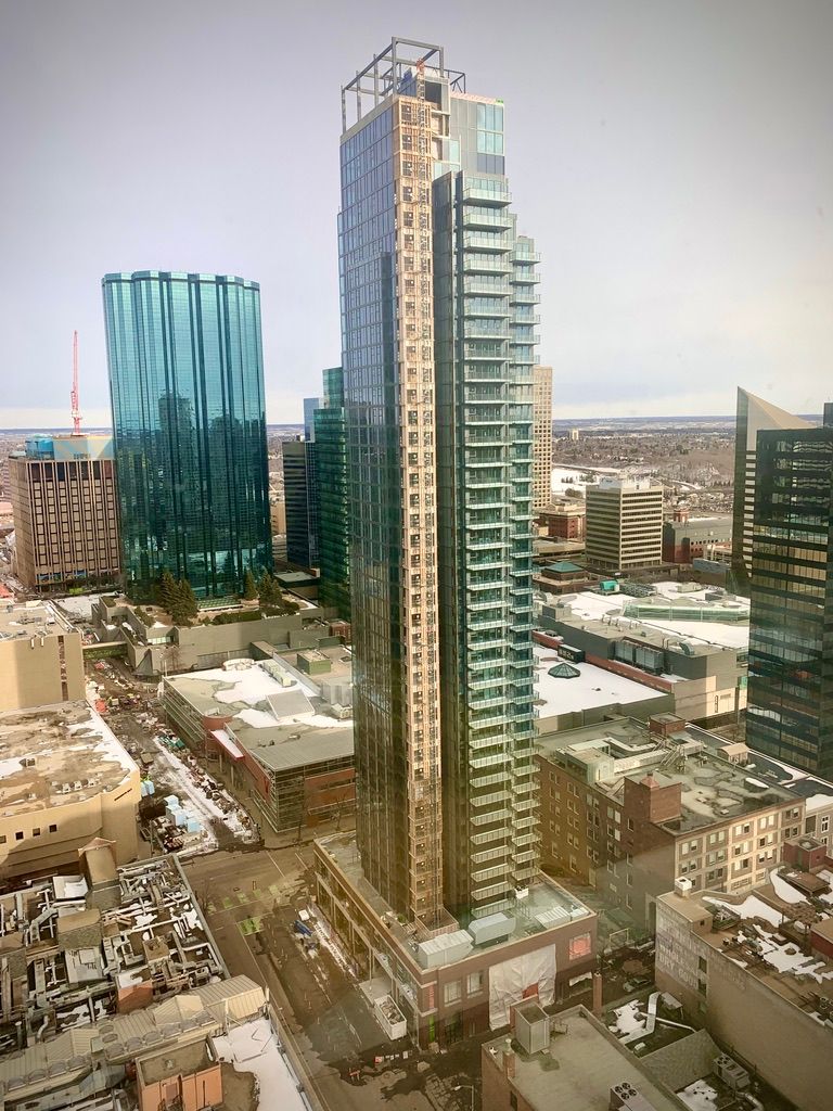 Daily Photo: Standing Ovation for Encore
(retiredfire via Forum)
buff.ly/33U57bO

#dailyphoto #skyrisecities #yeg #yegdt #yegre #architecture #construction