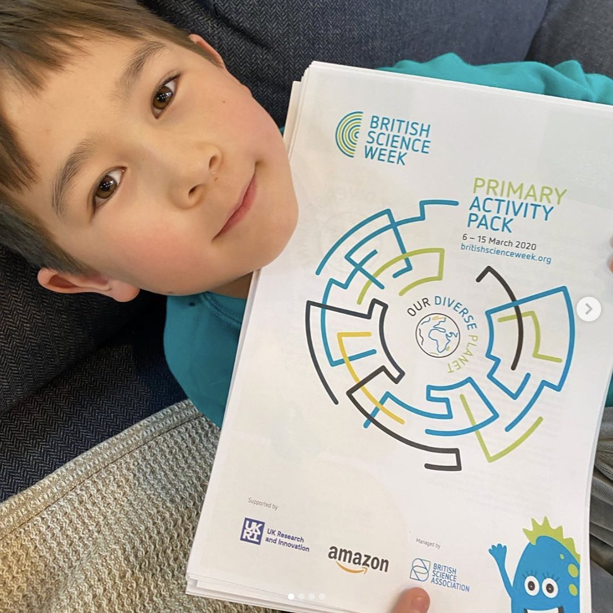 JustGiving's tweet photo. He may only be 8 years old, but William's got BIG ideas!💡

He's raising money for @NHSCharities by sharing daily activities for kids to do on his Instagram account (with mums help of course...) 

💙 Donate: https://t.co/RZMROWDRZp
📱Visit his Insta: https://t.co/qDEaw4d3kr https://t.co/kLkfB6dszS
