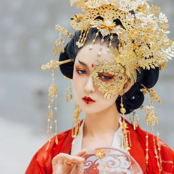 中国のヘッドドレスがきらびやかで美しい！！！