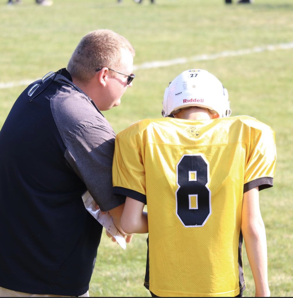 Arik_Kerr's tweet photo. I was nominated by @SilentJohn77 and @coachbeving for the coaches challenge. I nominate @CoachGPatt and @mrspatt17. All others I can think of have been nominated! https://t.co/q3dEwVvHe7