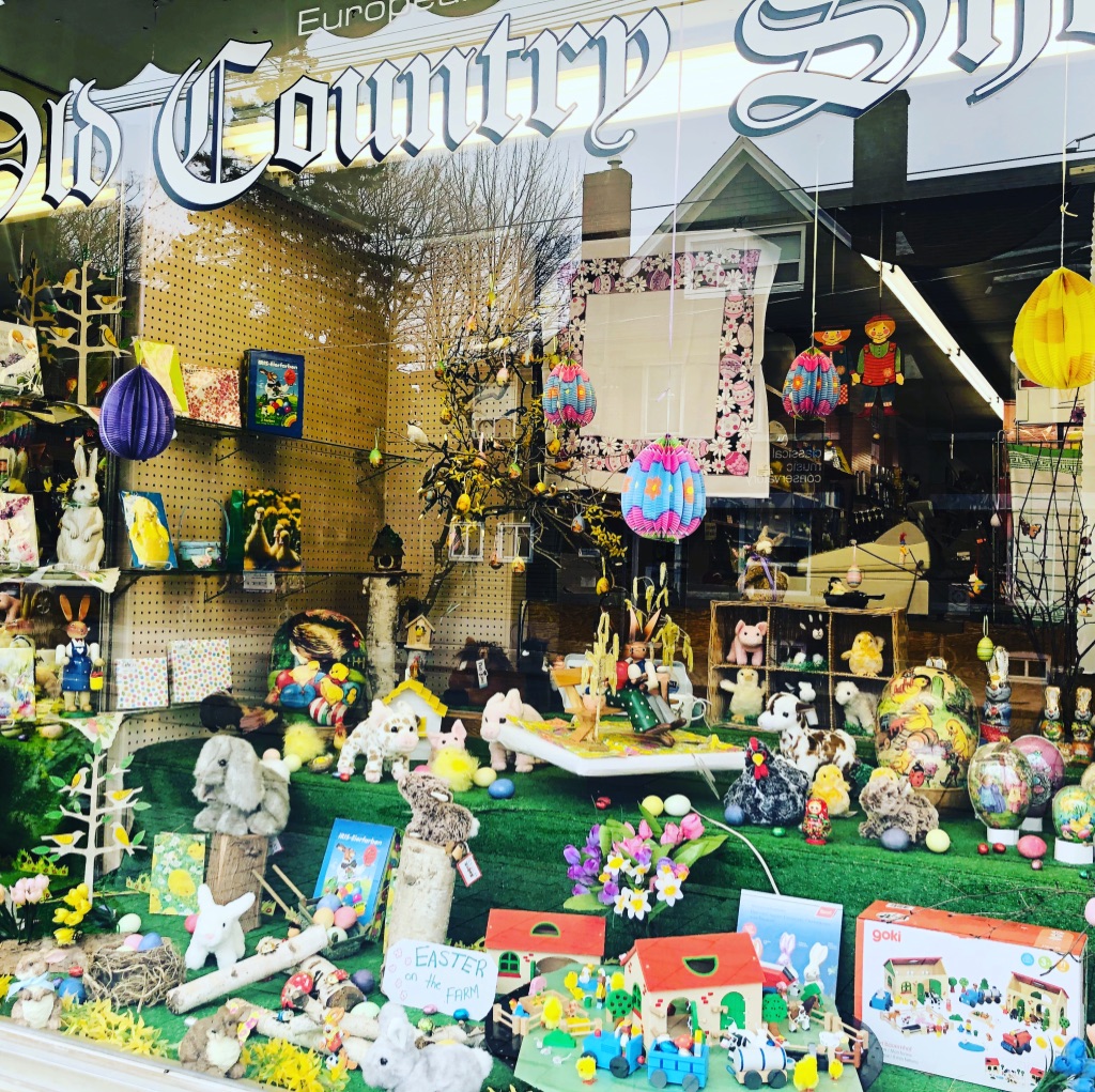OldCountryShop's tweet photo. Easter is just around the corner! Our store is OPEN (check website for hours)AND we do have most of our Easter chocolates and goodies online for you this year.  Call during open hours for free neighbourhood delivery or pick up at door 416 535 7641. https://t.co/uWyIIrE1Lq