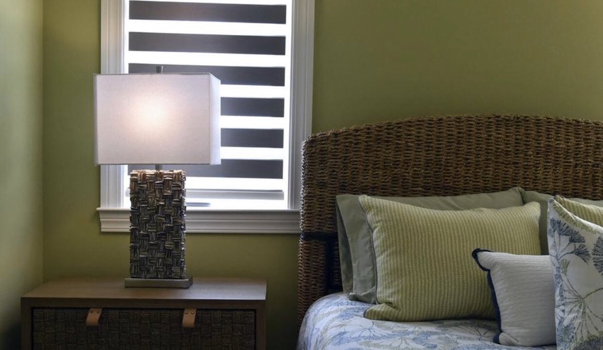 tbenderphoto1's tweet photo. #HTPhotoGallery From spec house to a custom home. Designer and his client say it’s easier and can be less expensive than you think. #Sarasota #BirdKey #MarkDalton #ChicontheCheapbyMarkDalton
https://t.co/WKIVPSVesV
#ReadAllAboutIt by #MarshaFottler
https://t.co/kX6P6MkJ17 https://t.co/vfxkc2G6CM