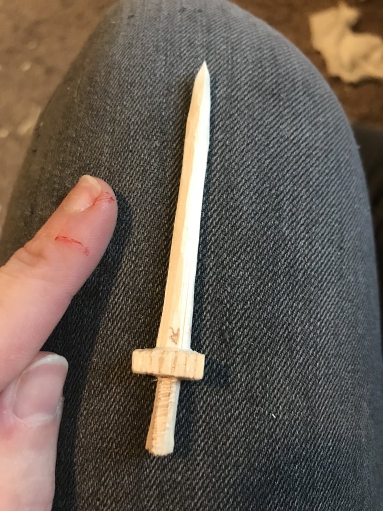 Renashay23's tweet photo. Day: 30 one day left! Casualties were had but the sword is finished #MarchusAnnus https://t.co/aUIAUCIlOZ