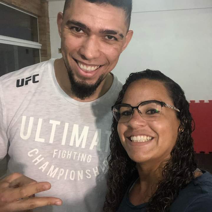 Talita_MMA's tweet photo. Parabéns meu amigo, que vc continue sendo esse cara brincalhão, guerreiro e humilde! Só quem tá junto desde o começo sabe o cara que vc é de fato.
Que Deus abençoe seu caminho e trace uma trajetória iluminada. felicidades! Tmj @JohnnyWalker #UFC #IFTeam #porrada #MMA #mmafighter https://t.co/cPB0doTVSZ