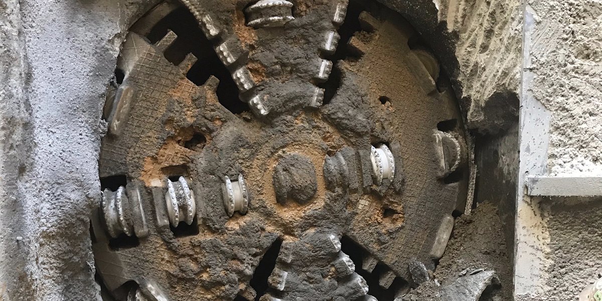 AkkermanInc's tweet photo. Frontier-Kemper Constructors, Inc. completes a 104" tunnel, 60' below the Los Angeles River in Burbank, CA on the LA Dept. of Water & Power’s River Supply Conduit Reach 7 project.
#AkkMTBM #Microtunneling #Microtunnel #NoDisruptionNoProblem #MTBM https://t.co/Wgr8gFMGqx