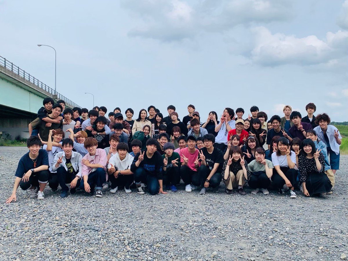 宇都宮大学テニスサークル Square サークル紹介 Squareは 人数 約1人 男女比 約5 2 くらいのサークルです 学部1年生から大学院生まで 男女問わず一緒にテニスをしています 春から宇大 硬式テニス サークル