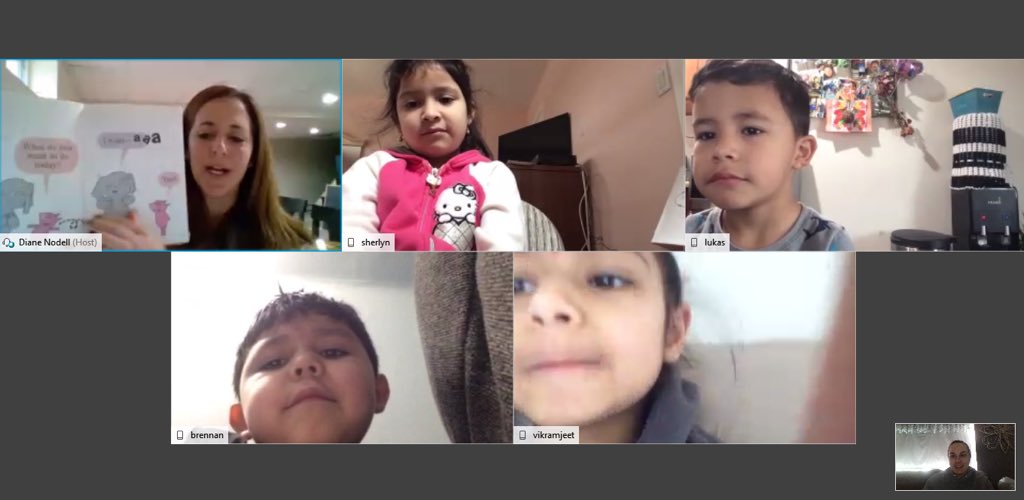 Nodell_library's tweet image. Had a great morning meeting with some of @ms_oddo &amp;amp; @mrspingitore groups teaching coding using @kid_OYO platform &amp;amp; submitting to challenges to earn #badges! I miss reading to them so we had to do a read aloud too! @Hampton_Street #MineolaProud #VirtualLibraryClass