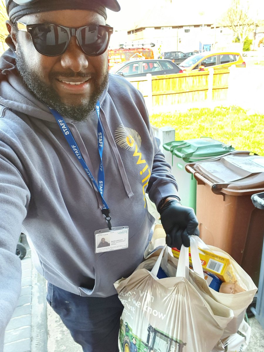 NathanSingleton's tweet photo. Our Youth Development Workers are keeping themselves busy. David is helping out with the @lcpuk #CommunityGold response with @lbbdcouncil getting food to those that are #shielding or #selfisolating. #TheLockdown #coronavirus https://t.co/POUEWoRauU