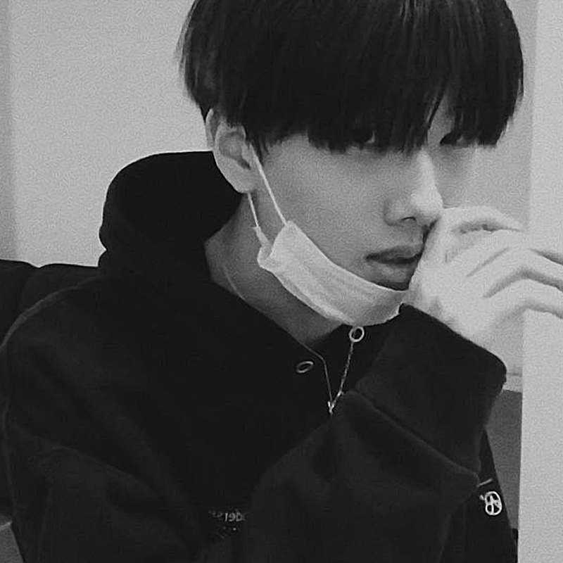 ยุ่มยิ่ม tweet media