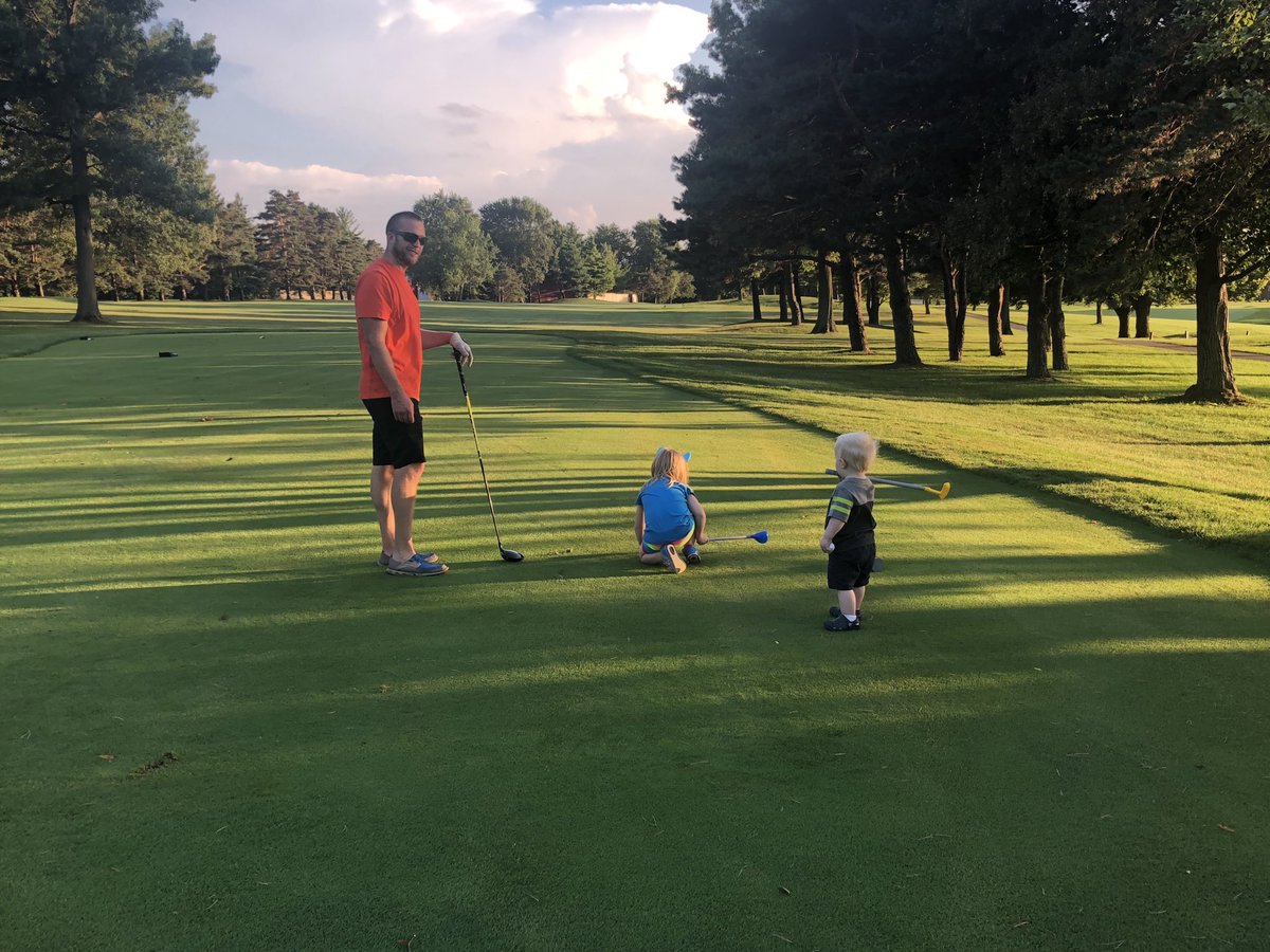 If you are a golf person please join the challenge of posting your fav golf photo. Just one picture, no description. Please copy the text in your status, post a picture and look at some great memories/pictures. 
Missing golf so very much!