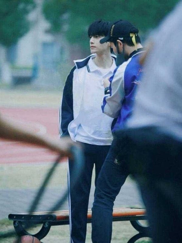 드라마 반시밀당반시상 교복 라운희 백록 #라운희ترجمة المنشور