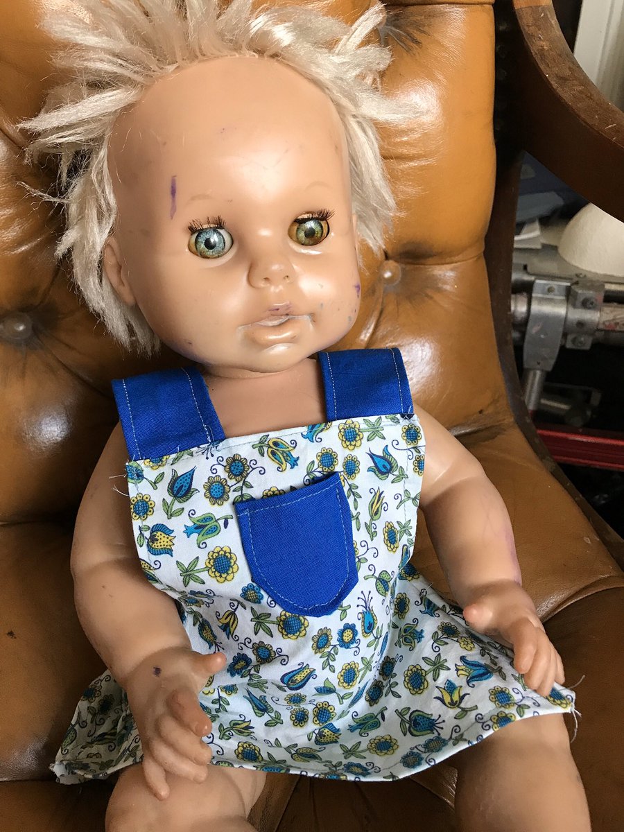 SarahVaci's tweet photo. First ever dress made ! Tons of errors but Iโm proud :-) #sewingbeginner https://t.co/gvNczAai0Z