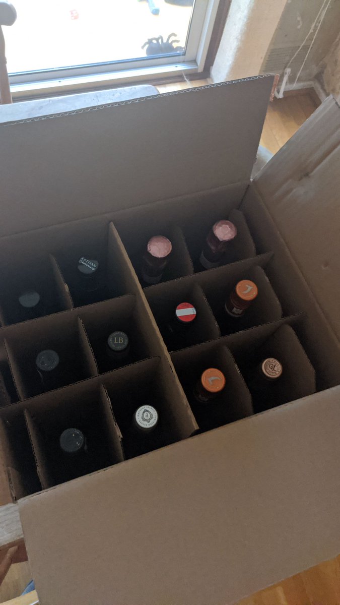 Wine delivery to the rescue 🙌🏼 #isolationwine #wine