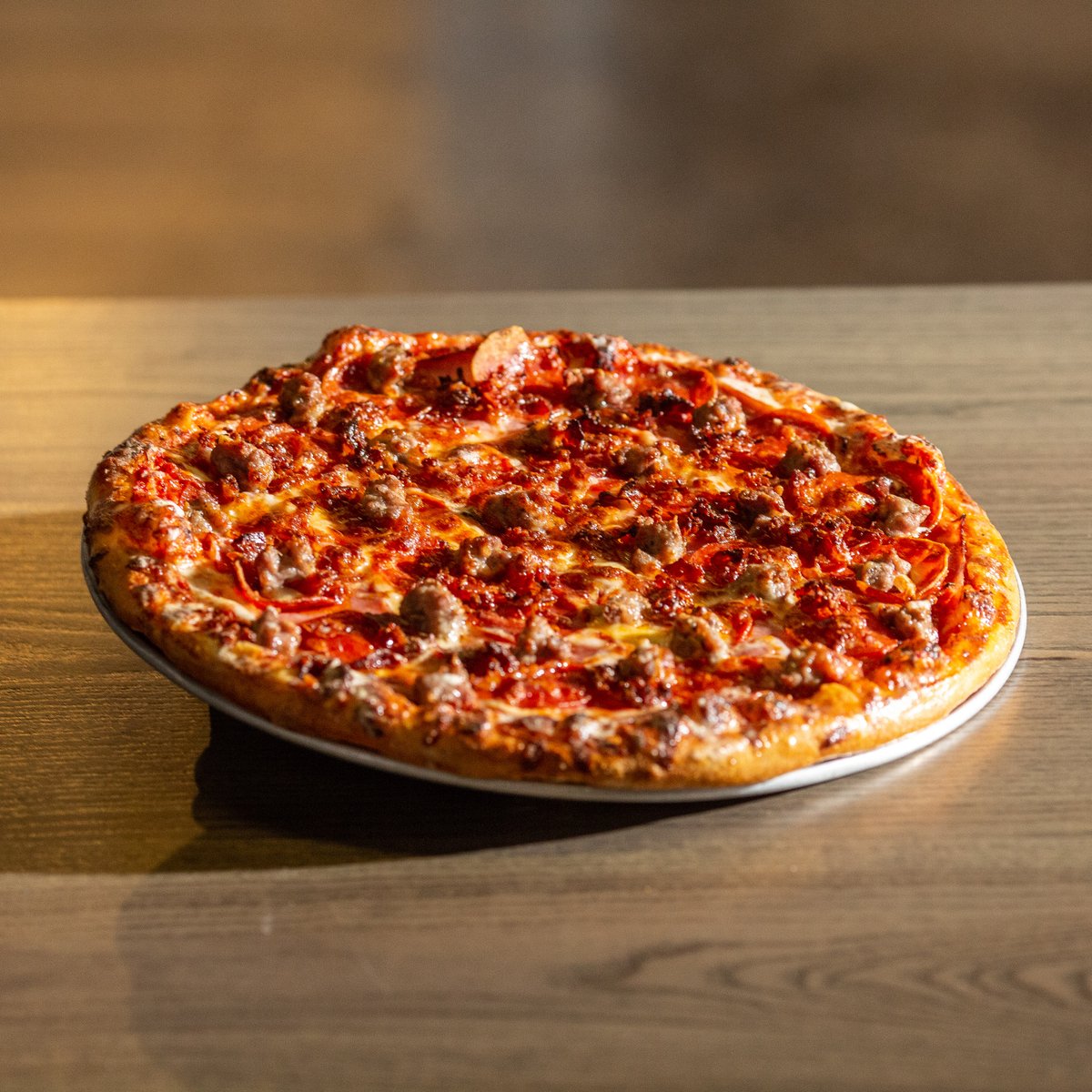 We're open until 9pm today doing carry out and delivery! Grab a couple of pizzas and have a movie night with the fam.
 
If you're carrying out, don't forget that we have free parking to the side of the building by the carry out door!
 
#carryout #delivery #pizza #grandrapids
