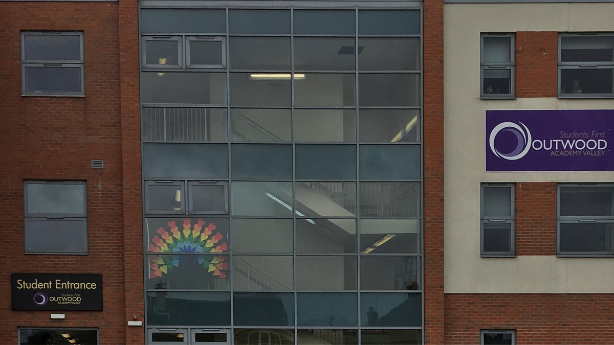 Outwood_Valley's tweet photo. Our own rainbow in the window of OAV to help brighten up someone’s day. #rainbowsofhope #rainbowwindow  #StaySafe  #BePositive #ThankYouNHS #hope #outwoodfamily https://t.co/gTYro8z6xG