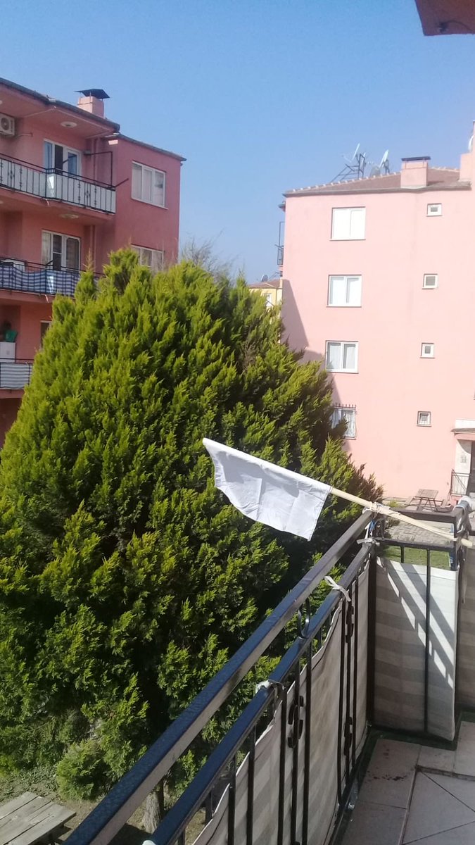 Ülkenin tüm kaynaklarının onu üreten emekçi halkın hizmetine sunulması için BEYAZ ÇAĞRI’ya güç verin.
🏳️🏳️🏳️🏳️🏳️🏳️🏳️🏳️
Bu zor günleri birbirimize sahip çıkarak aşacağız ✊🏻
#BeyazÇağrı