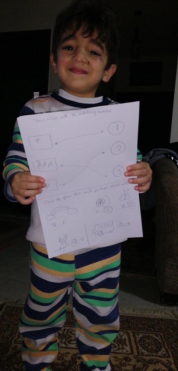 Monawafaa2's tweet photo. @MiraMazloum1 @Angham97265772 @DawhaHighSchool adnan do the homework https://t.co/1Pymjypimu