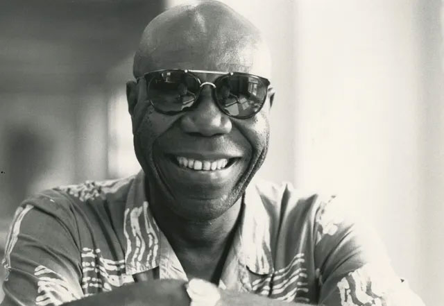 Manu Dibango nous a quitté il y a une semaine... De 16h à 21h : programmation spéciale sur new morning radio !

#manudibango #NewMorningRadio #Radio #NewMorning #Paris #hommage
newmorning.com/direct