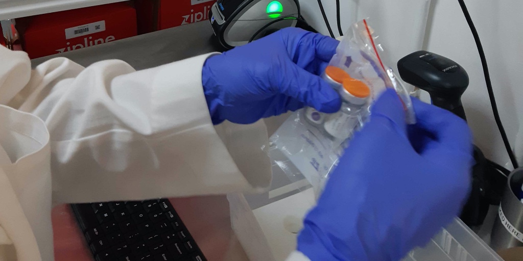 ZiplineGhana's tweet photo. As new vaccines, test kits and other innovations to treat and respond to #COVID19 become available, they can be added to Zipline’s inventory and delivered at national-scale in real-time #flytosavealife https://t.co/yLltHyn0a2