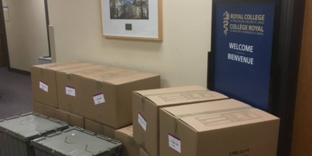 Royal_College's tweet photo. Thank you to the frontline health care workers – doctors, nurses, paramedics and a host of other heroes – for their work during this crisis. To help out,  we are donating gloves, masks, isolation gowns and face masks to local hospitals in Ottawa. #caremongering #covid19 #MedEd https://t.co/GmQtTEn1MR