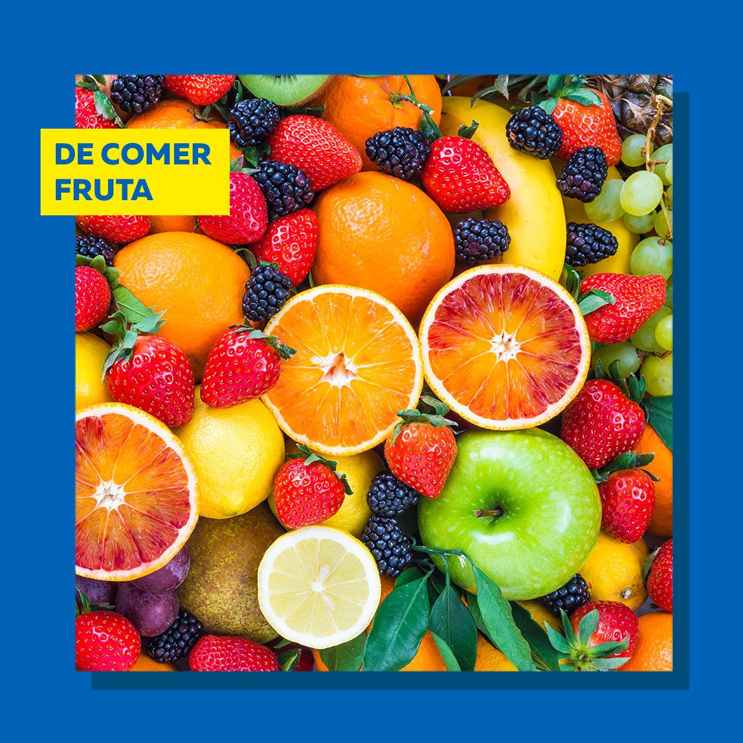 lidlespana's tweet photo. Comprar inteligente es no olvidarse de comer sano. Así que asegúrate que a tu nevera, estos días, no le falten opciones saludables. 
Toca cuidarse, fuera y dentro 😉 
👍 Bueno 
💫Inteligente 
👉Y al mejor precio. 👈 https://t.co/LU9wT3BLR8