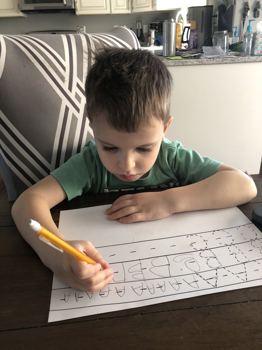 kayzigg's tweet photo. @IGE3Edgemere practicing letters! https://t.co/yTYnVfB5P7