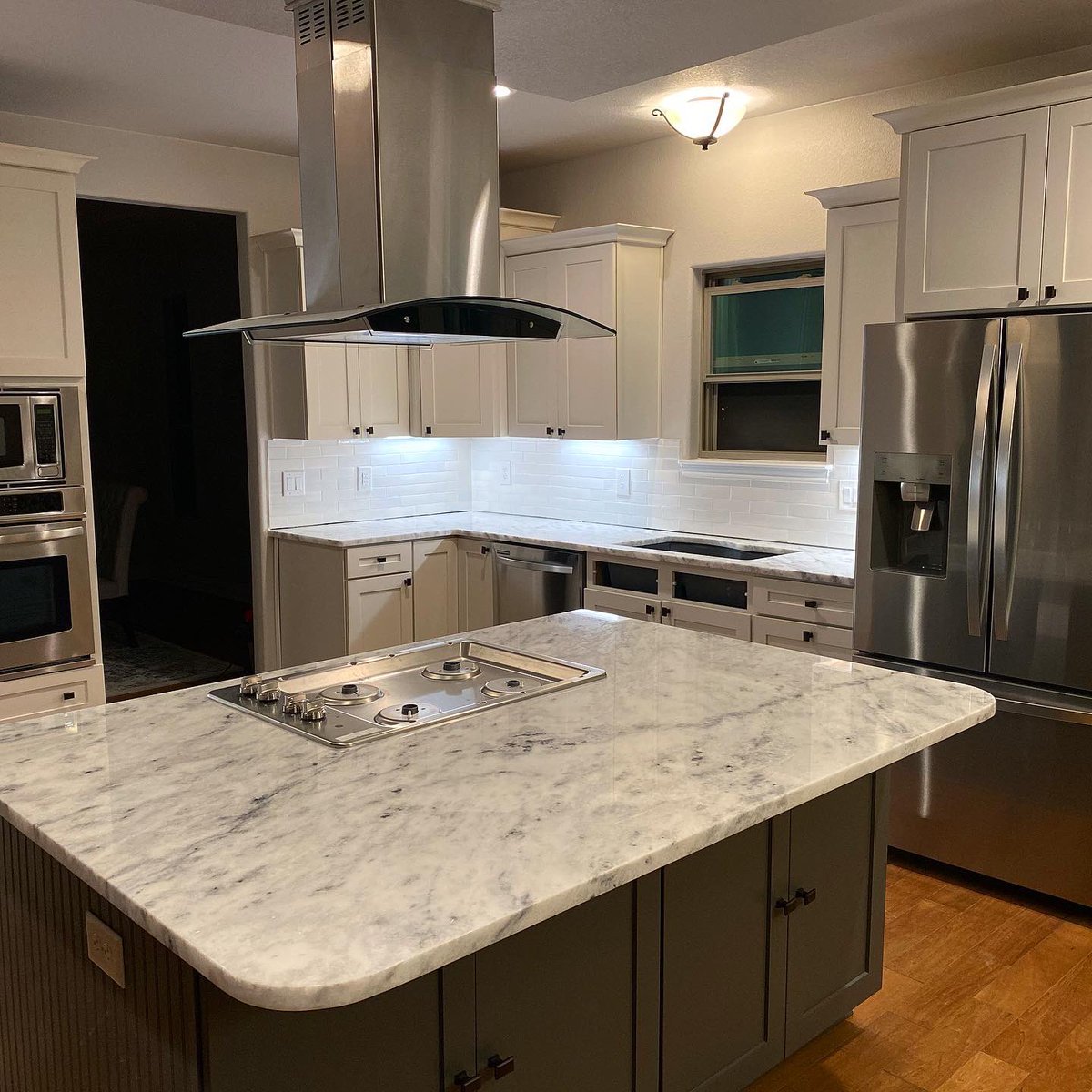 GraniteBros's tweet photo. Install done in the Harker Heights area. The name of the Stone is Shadow Storm ⛈ #GraniteCountertops #ShadowStorm #Granite https://t.co/ICbrR00BYb