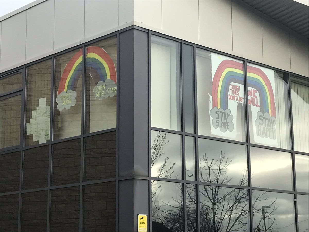 OutwoodNewbold's tweet photo. Showing our support to the community and world. Stay safe everyone. #OutwoodFamily https://t.co/XcSQBUmzQ8