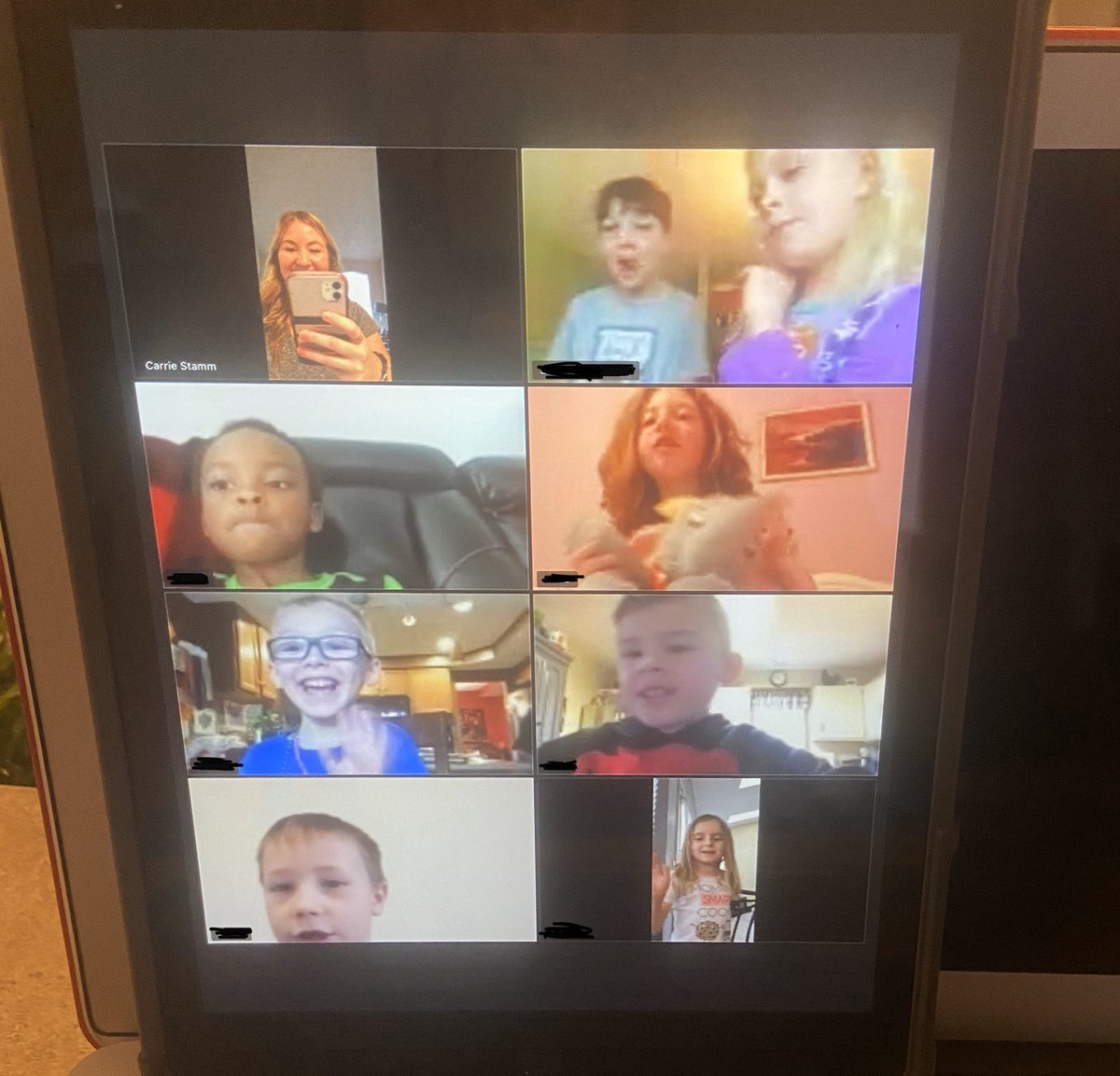 Kinder_Gators's tweet photo. We had so much fun Zooming in our pajamas! It was amazing to be able to see everyone’s smiling face💙 @AveryGators1 @HilliardSchools #OneHilliard #InThisTogetherOhio #ReadyForTomorrow #KinderGators https://t.co/fNvxUV5pue