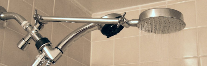 MnCEE's tweet photo. Have a full house and using more energy now than a normal day? We have tips for you! Water #saving and water #heatingefficiency can save you money as you and your family are home more often. Check out these Home Energy Hub tips here: https://t.co/UBaTd3RYE9 https://t.co/Jnnlahe5JZ