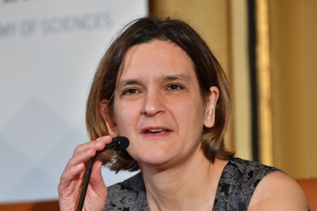 franceinter's tweet photo. Demain dans #le79Inter de @ndemorand et @LeaSalame :

- à 7h50 : @JeanROTTNER Président LR de la région Grand Est

- 8h20 : Esther Duflo, Prix Nobel d'économie, spécialiste de la pauvreté https://t.co/STMDHRVvts