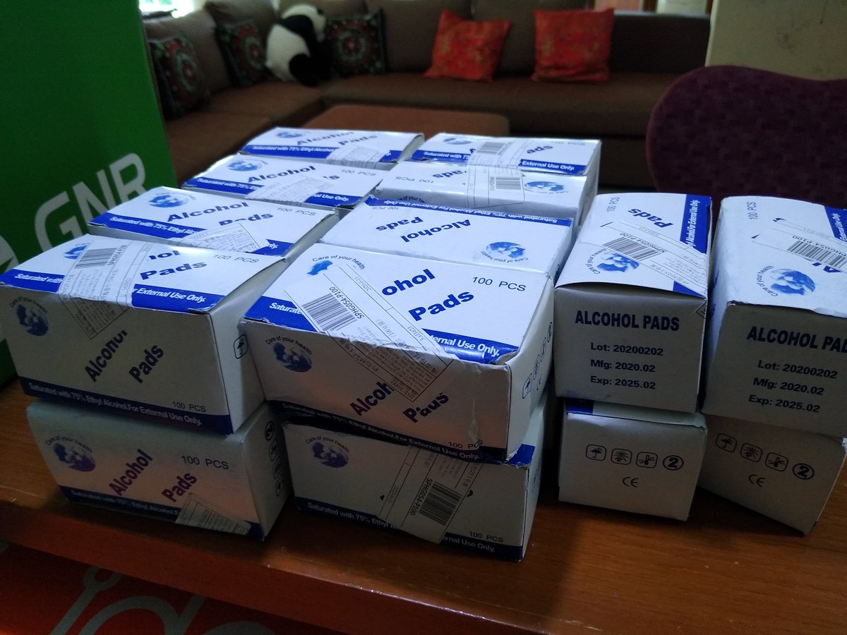 rosmint's tweet photo. แผ่นแอลกอฮอล์สำเร็จ Alcohol Pad 💦
ผ้าเช็ดผิวชุบแอลกอฮอร์แผ่น 75%🧻
(1 กล่องมี 100 แผ่น) 100 บาท
#AlcoholPad #แอลกอฮอล์
#ป้องกันแบคทีเรีย #โควิด19
#ผ้าเช็ดผิวชุบแอลกอฮอล์
#ฆ่าเชื้อโรค #แผ่นแอลกอฮอล์ https://t.co/yAvxNHHkMh