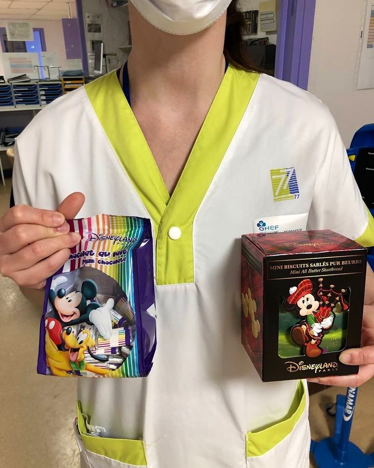 DLPReport's tweet photo. Disneyland Paris has started delivering sweet treats to local hospitals, here at the Grand Hôpital de l’Est Francilien which shared a few photos 🥰 https://t.co/xGeVwfntEq