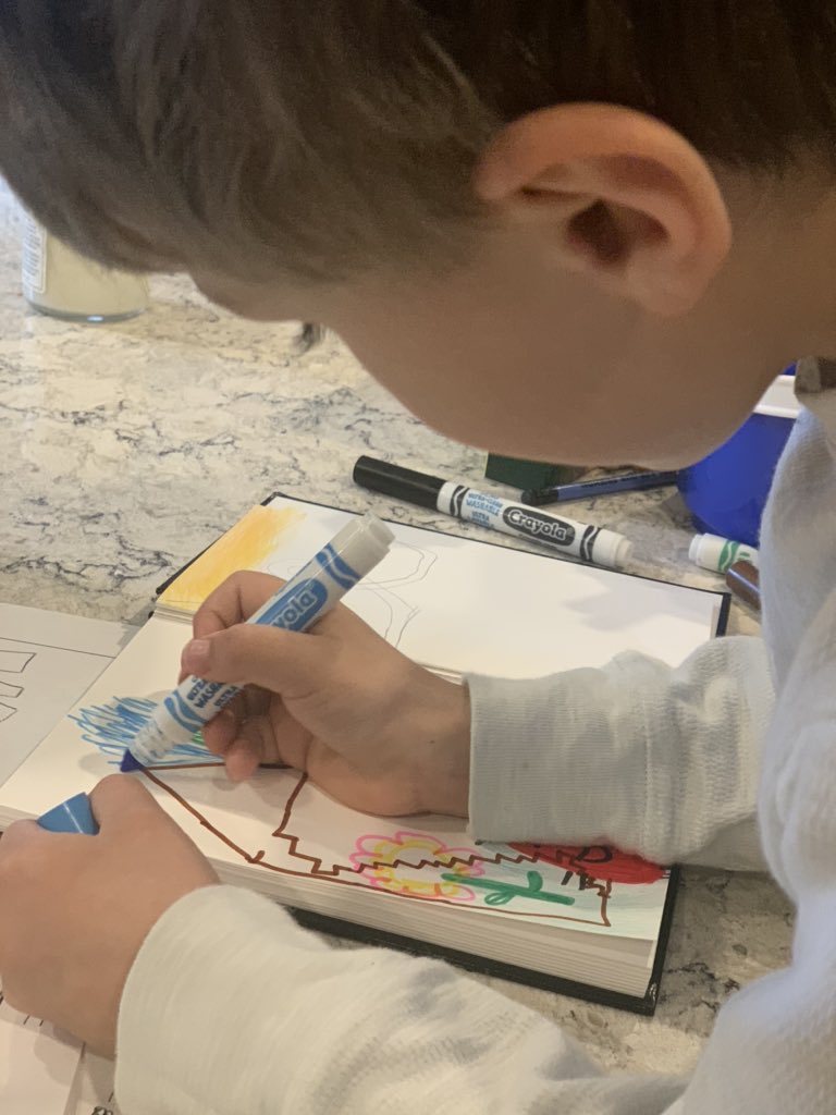 millsiemoore's tweet photo. Fun activity @drawingroom_UA   He didn’t want to ✋🏻 🥰 #distancelearning #edchatua @greensview_elem https://t.co/hhPErlLx88