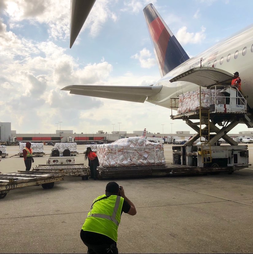 #ATL Airport and its airline partners remain committed to supporting medical professionals and frontline employees during these unprecedented times. Here’s a cameraman photographing <a href="/delta/">Delta</a> employees unload medical supplies <a href="/atlairport/">Atlanta Airport</a> on 3/24. #staywell #weareinthistogether