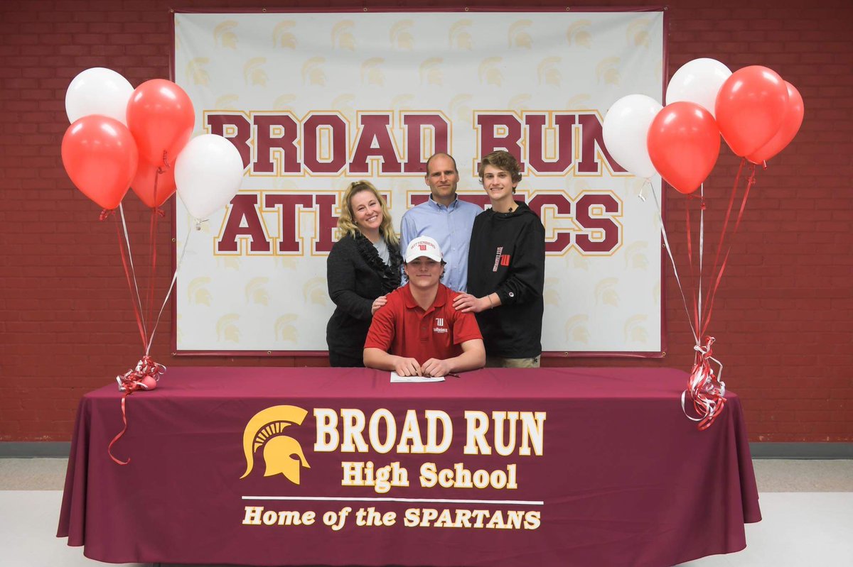 BURG Sports followers we would like to congratulate Broad Run’s Carl Leitert on his commitment to play college lacrosse at Wittenberg University <a href="/BroadRunHS/">Broad Run HS</a> 

Photo Credit : Shelly Larrabee