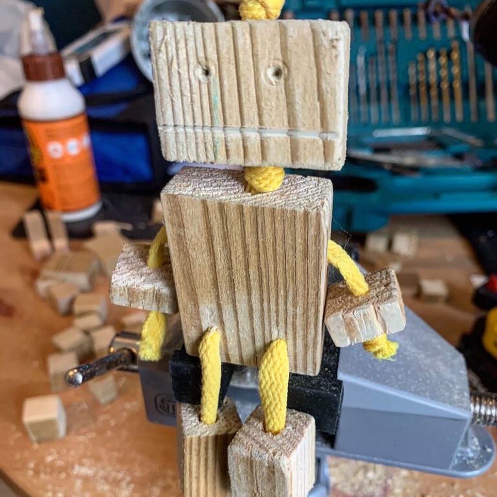 edintoollibrary's tweet photo. How about this bit of #lockdownmaking to put a smile on your face, from one of amazing Tooligans, Carolyn? She started a robot hunt in #Portobello using (dettol scrubbed) wood scraps. Tag us with your creations during your time at home. https://t.co/JK6QW4aUFS