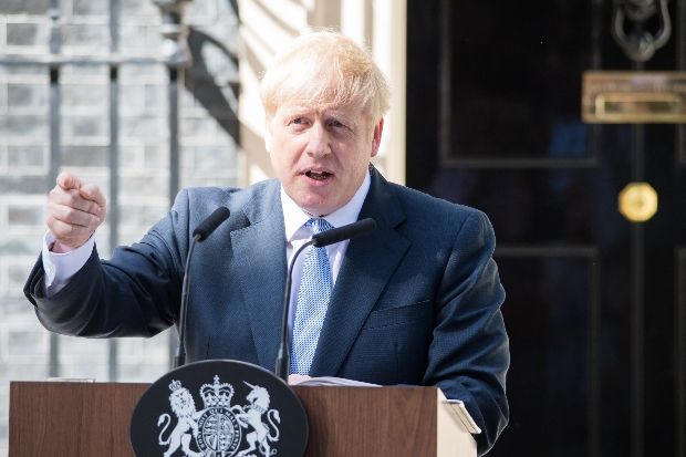 ChemistDruggist's tweet photo. Prime minister @BorisJohnson has thanked “wonderful pharmacists” for their work during the COVID-19 outbreak

#pharmacyhour

https://t.co/eeHXjdPgBS https://t.co/84h5LEOtBu