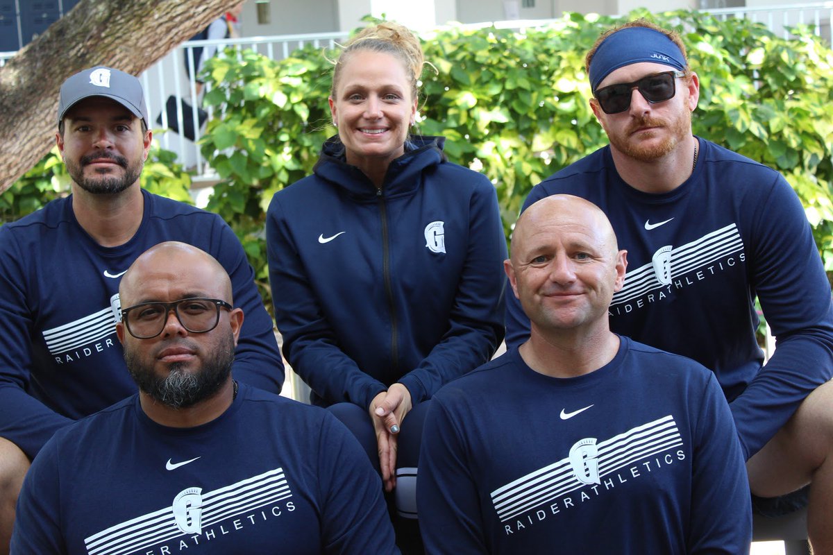 Let’s get up and get moving. Join us at 3pm M-F this week LIVE on ZOOM. Workouts for the whole family. For Zoom meeting ID see Ms. Griffin’s Sunday Email or DM us. See everyone at 3 pm #gslearning @gulliverschools @ga_athletics