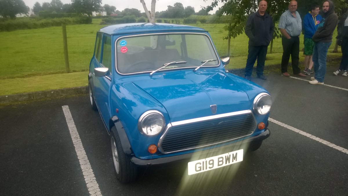 BulldogBDX's tweet photo. #AlreadyatHometime #MiniMonday Have a good evening from all at #BDX towers. https://t.co/GtKKhkSSGo