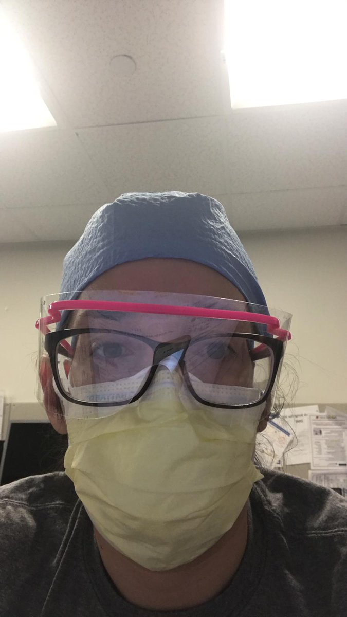 SJPPhoenixBball's tweet photo. Today is #NationalDoctorsDay 

This is my wife, Dr. Ashley Freyre. She and all medical personnel are in the frontlines fighting for us. She loves + supports our team and the game of basketball. Let's continue to support her and her colleagues by staying home and safe. https://t.co/pfALZyi7Jj