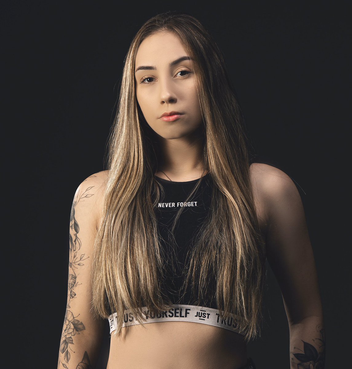ellectramusic's tweet photo. Só porque eu amei a foto!!🌚 https://t.co/XnqDtytnqP