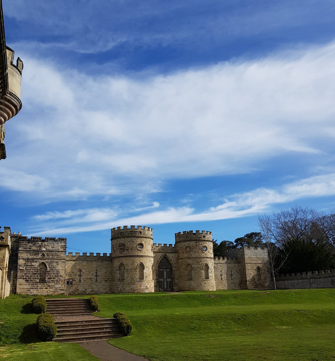 Ford Castle tweet media