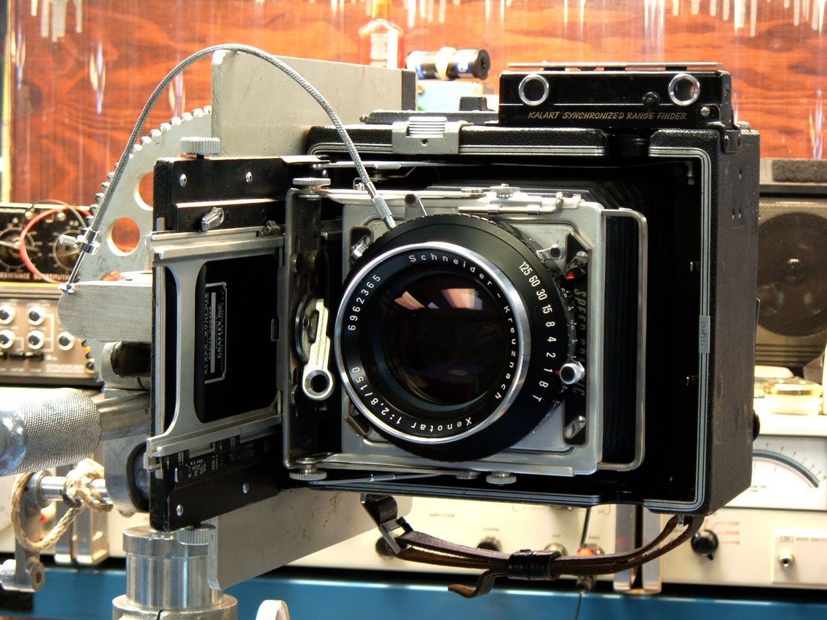 My trusty Speed Graphic - best camera ever! With the luxurious Xenotar 150! This was the primary camera for new55project.blogspot.com