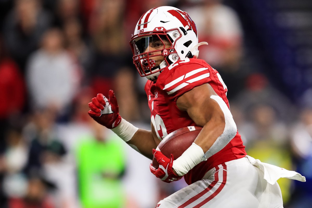 PFF_College's tweet photo. Most 10+ yard runs in a season since 2014:

1. Devin Singletary (2017) - 62
2. Jonathan Taylor (2019) - 61
2. Jonathan Taylor (2018) - 61
2. Jonathan Taylor (2017) - 61 https://t.co/5HjM2oJmlf
