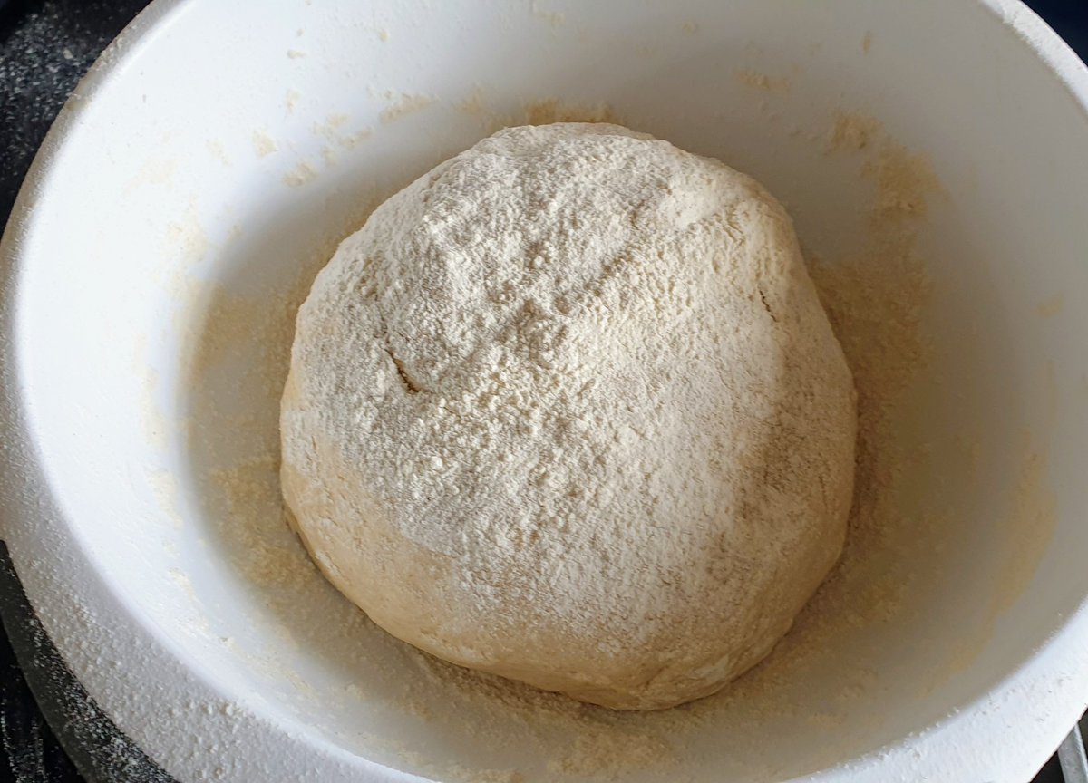 KellyWoodroffe's tweet photo. Today I made bread for the very first time after being inspired by @jamieoliver and actually being able to get some flour yesterday from @Tesco during #nhshour Work will be happy for lunch tomorrow with these and some sausage rolls #breadmaking #pizzarolls https://t.co/SuSSFsh9mQ